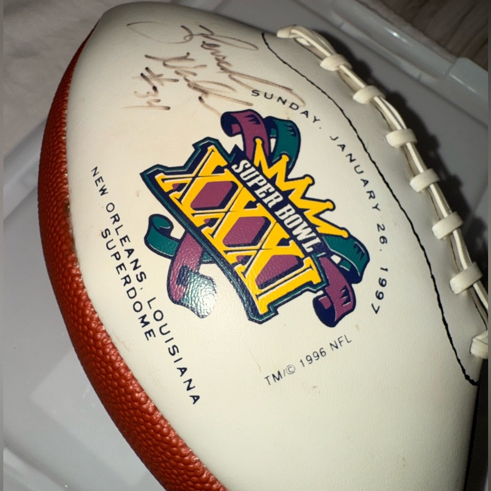 Herschel Walker Autographed Super Bowl XXXI Commemorative Football (#34)